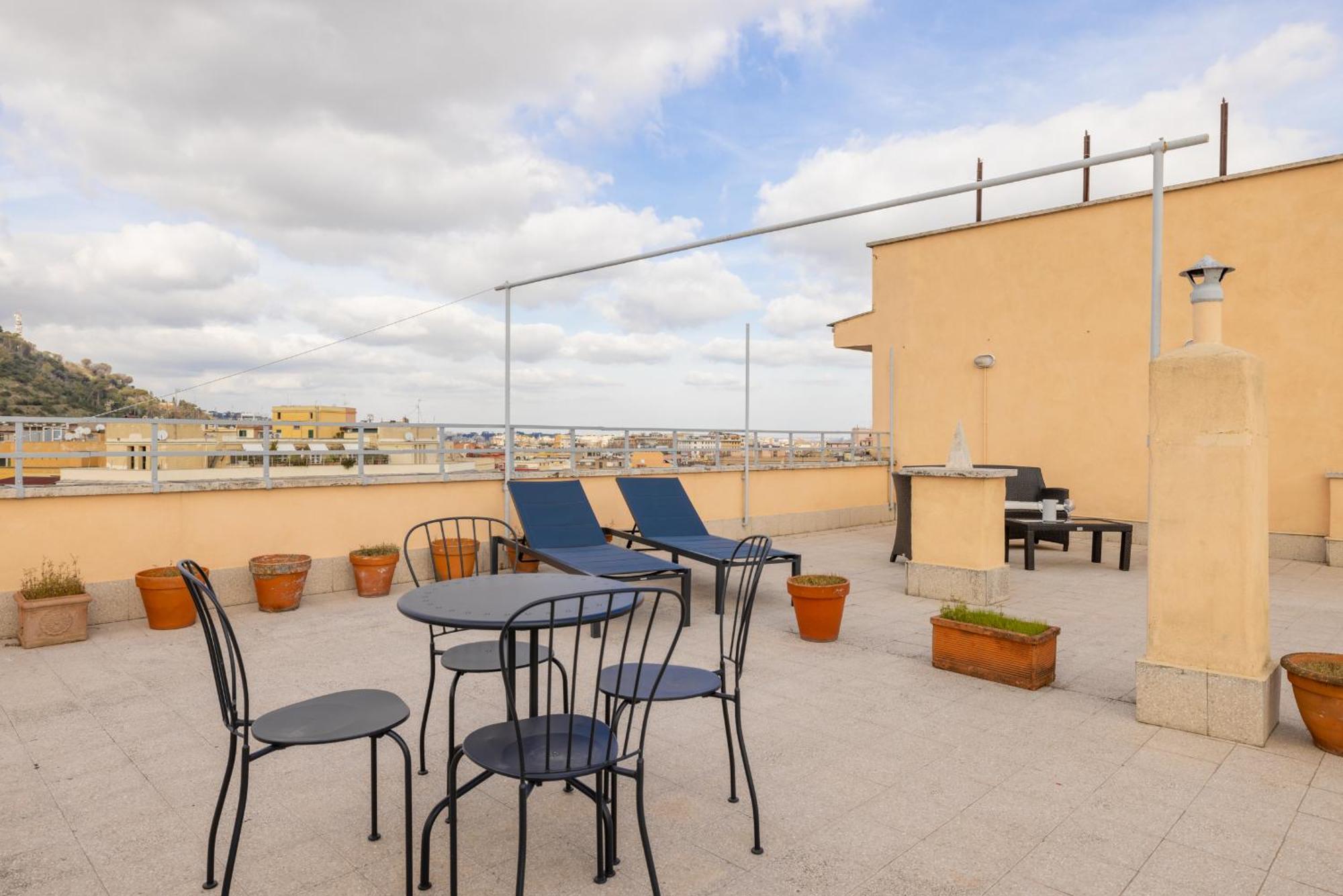 Top Floor Apt With Rooftop Terrace Near St. Peter Roma Exterior foto